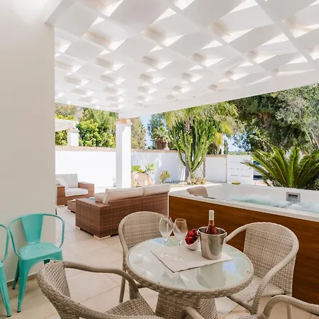Villa Cristina By Vivimy Taviano (Lecce)